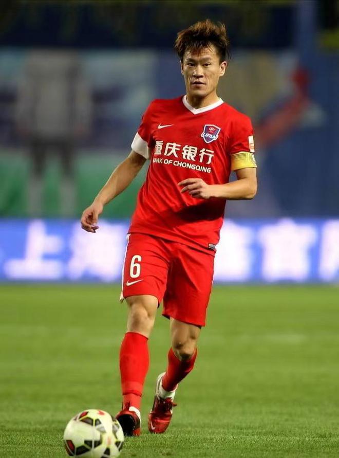 aoa体育体育登录-包含重庆力帆客场擒敌，抢得关键三分的词条