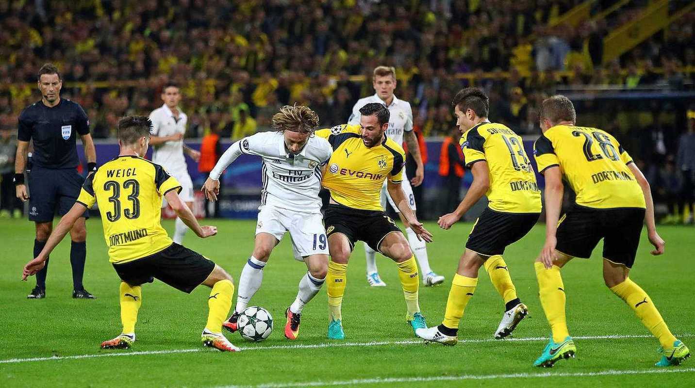 aoa体育体育在线登录-包含多特蒙德主场告捷，胜利系列持续的词条