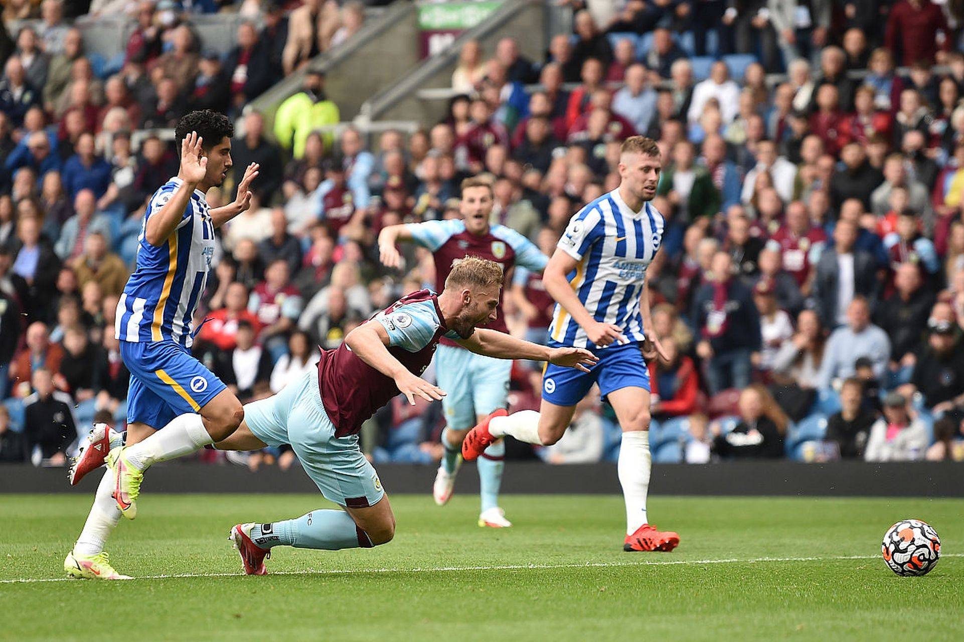 aoa体育体育网页版-伯恩利客场挑战水晶宫，逐鹿三分的简单介绍