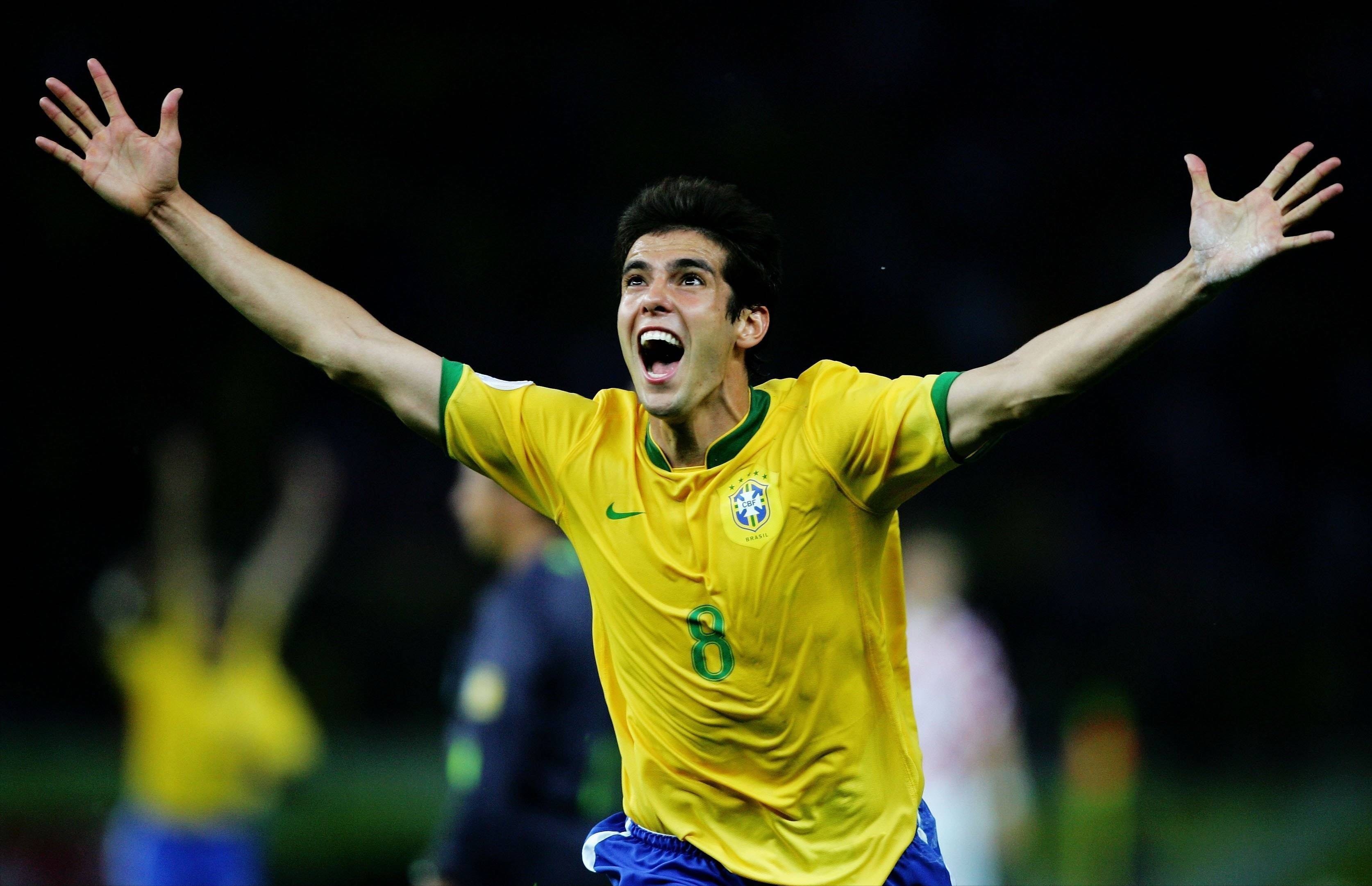 aoa体育体育链接-包含欧预赛球员风采独具，技艺展现实力无畏的词条