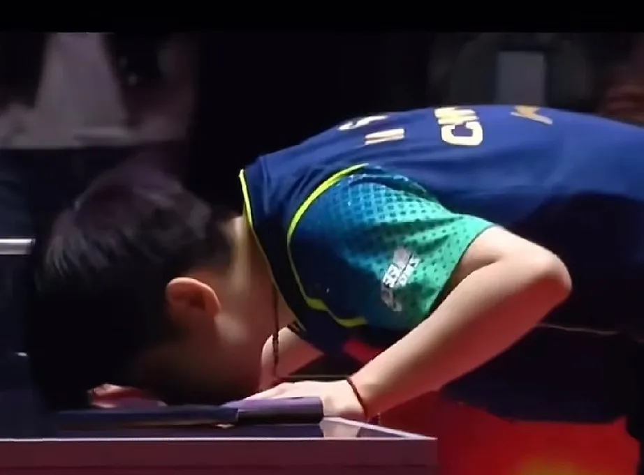 aoa体育体育网站-关键比赛中，夜刃联盟从落后到翻盘，操作拉满的简单介绍