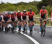 托帕尔客场惊险取胜,士气高昂向前冲