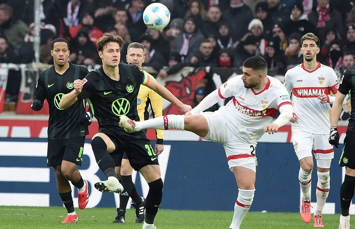 斯图加特球员展现顽强意志,取得关键胜利的简单介绍 斯图加特球员展现顽强意志,取得关键胜利的简单介绍