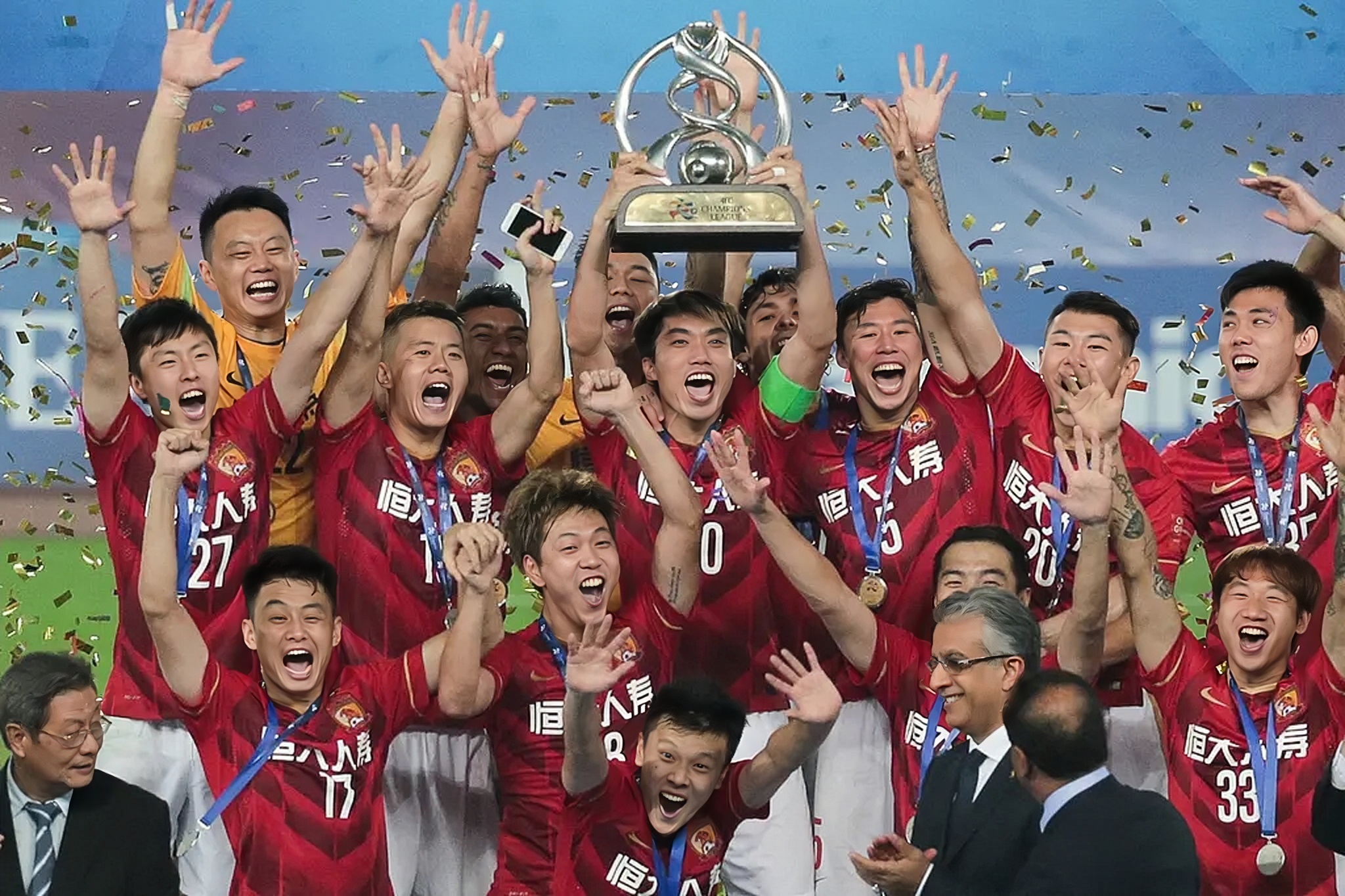 权健主场力压恒大，震撼全场的简单介绍