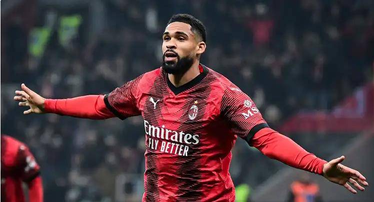 包含AC米兰前锋状态火热成为最佳射手的词条