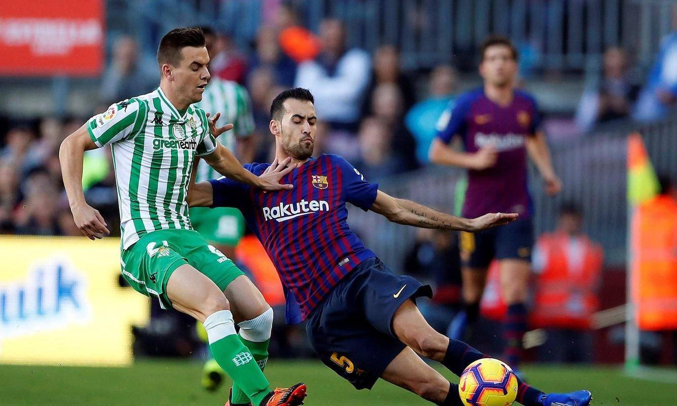 aoa体育体育地址-巴塞罗那在比赛中充满斗志，最终赢得胜利