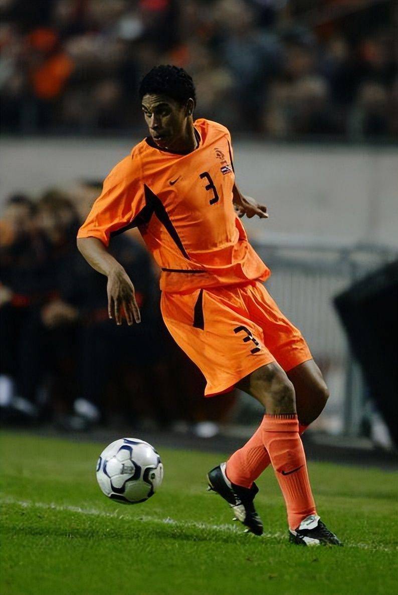 荷兰队一路高歌猛进,锁定胜利之路的简单介绍 荷兰队一路高歌猛进,锁定胜利之路的简单介绍