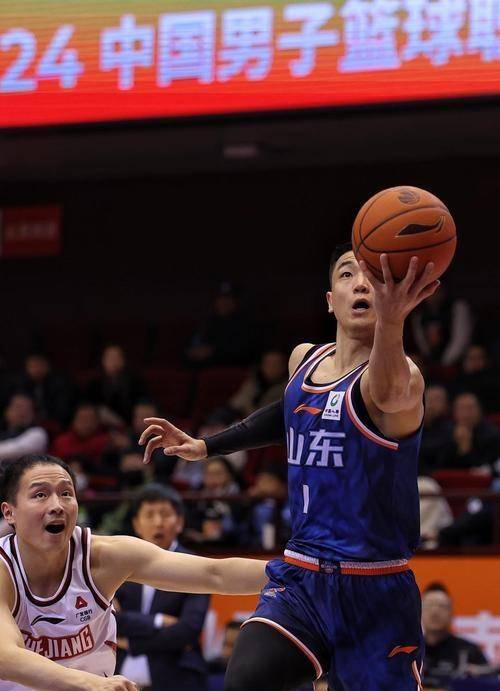 aoa体育体育网站-山东男篮壮烈反击，绝杀时刻带走胜利