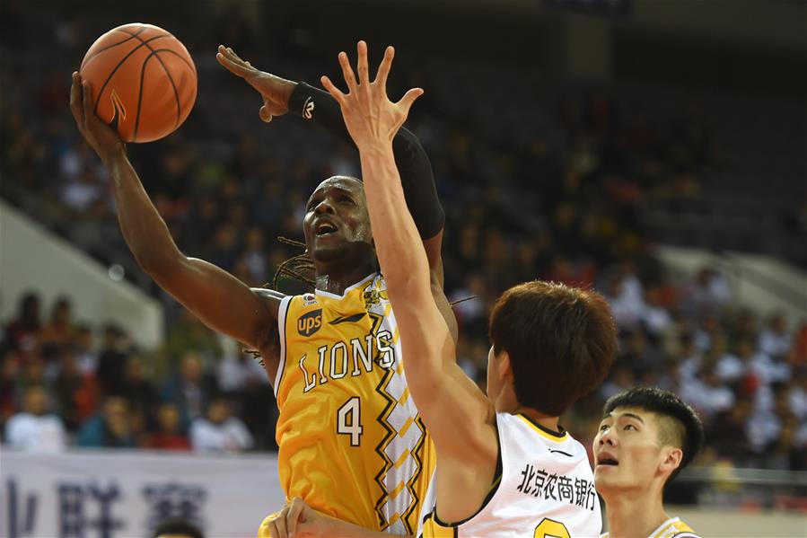 aoa体育体育官方入口-包含苏州男篮遭遇两连败状态下滑明显的词条